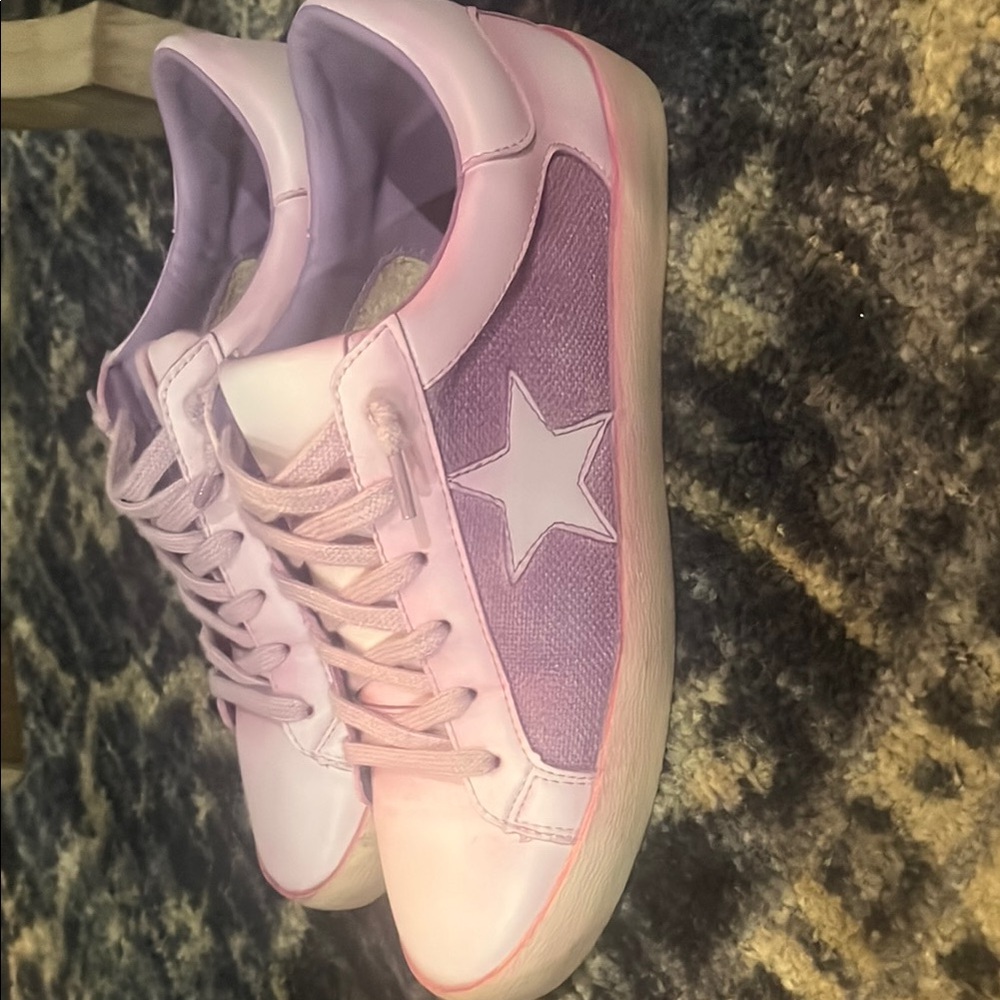 Women's Purple Sneakers